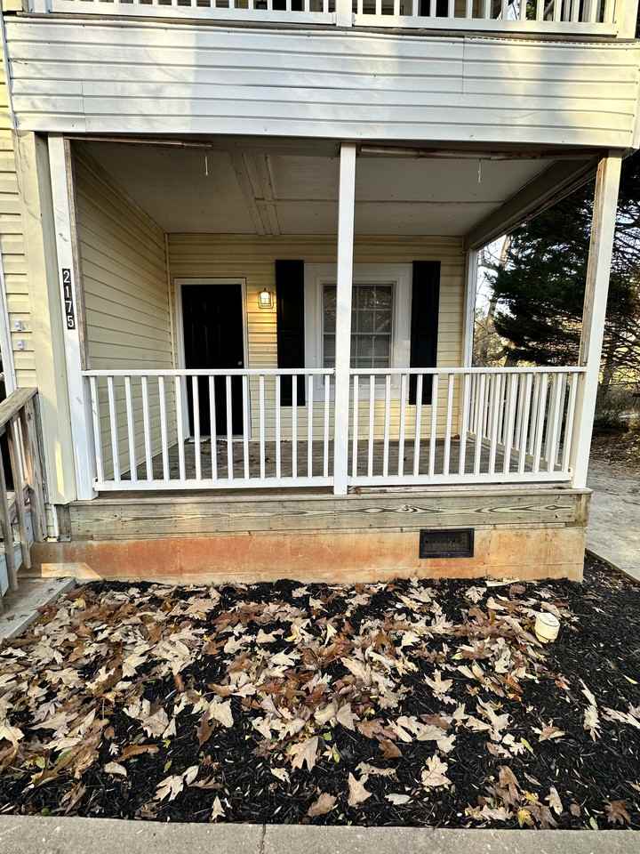 2175 Fairburn Rd Sw - Photo 2 of 13