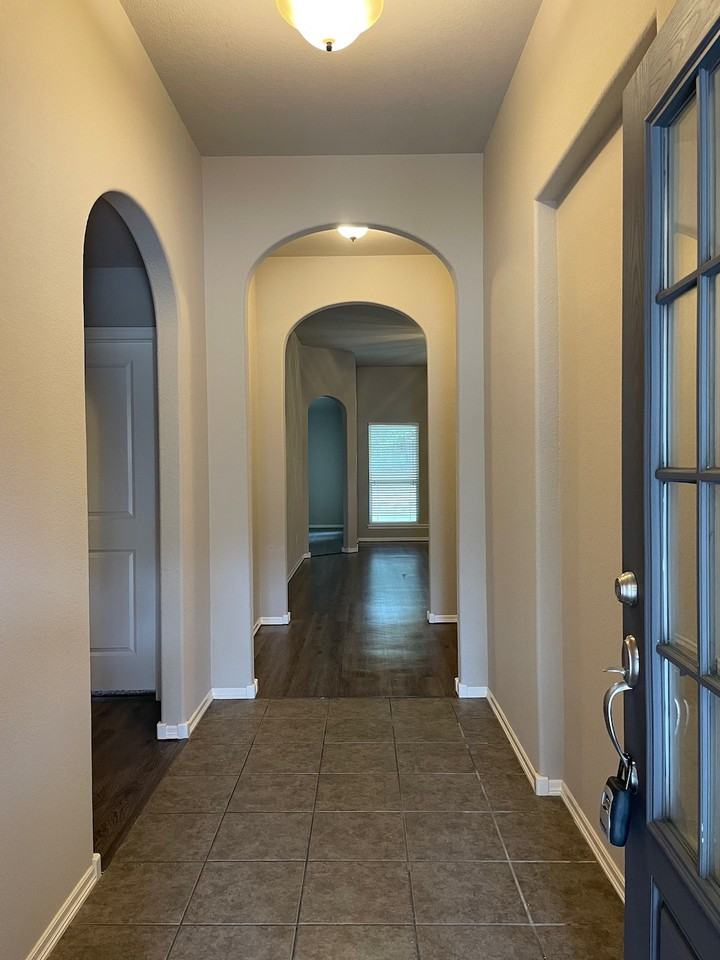 14010 E 101st St N - Photo 3 of 27