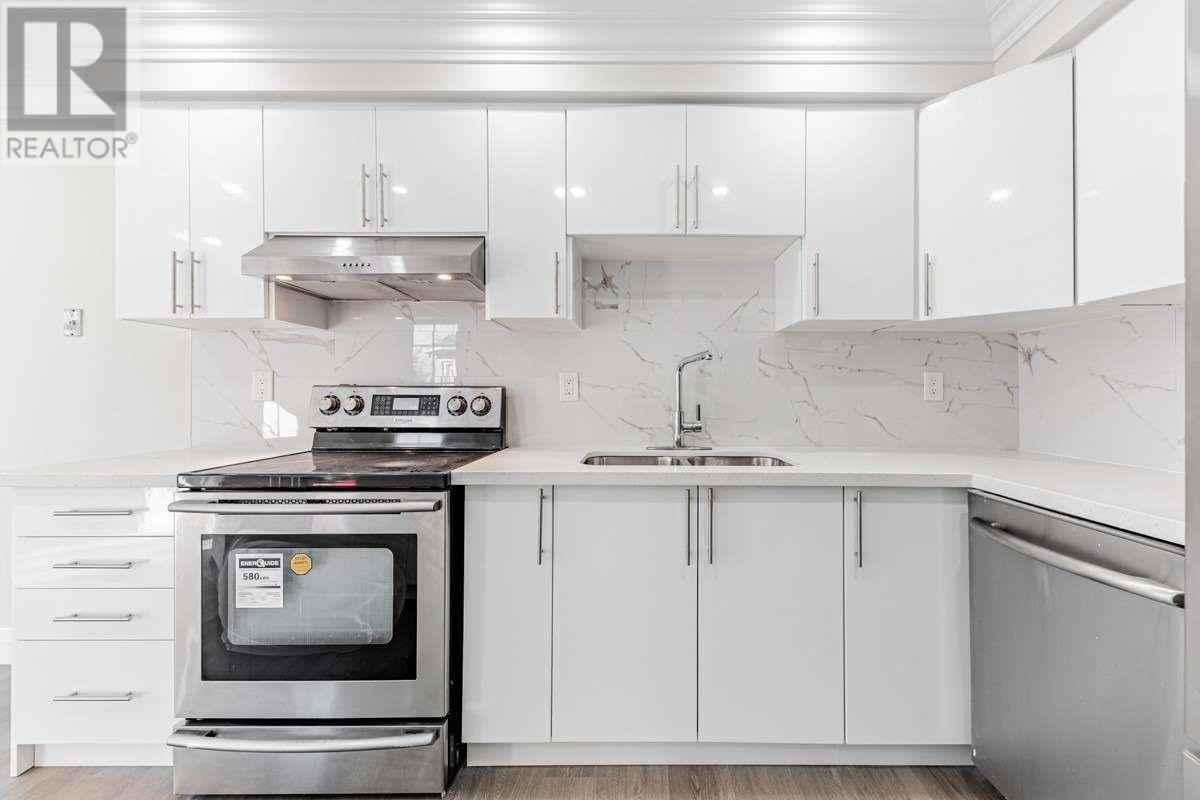 38 Pinedale Gate - Photo 4 of 19