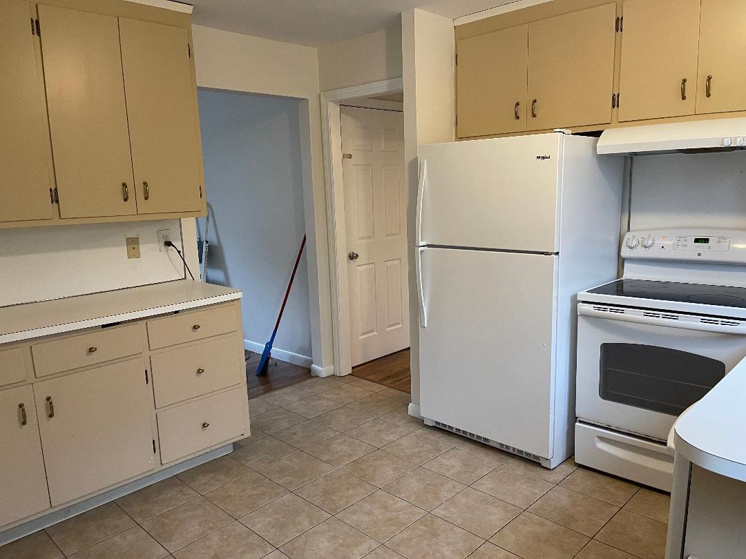 125 Jaffee Ter - Photo 2 of 14