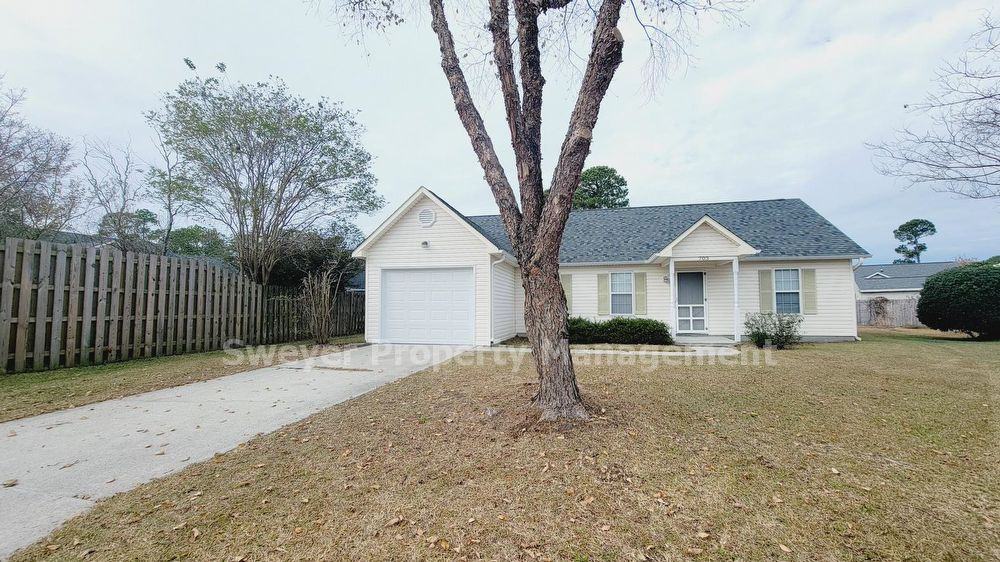 703 Nut Bush Ct - Photo 2 of 23