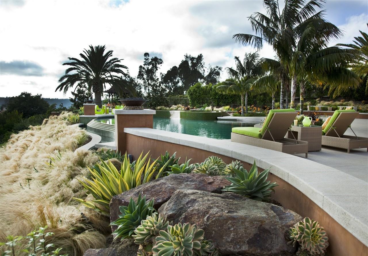 14821 Rancho Valencia Dr - Photo 2 of 25