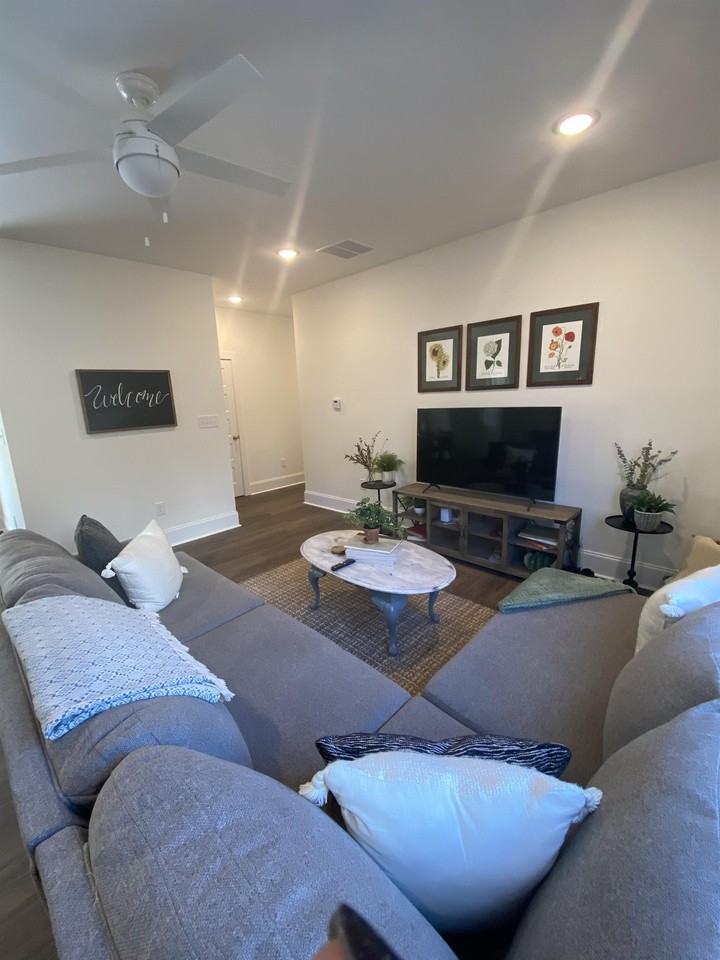 114 Conrad Dr #1 - Photo 7 of 12