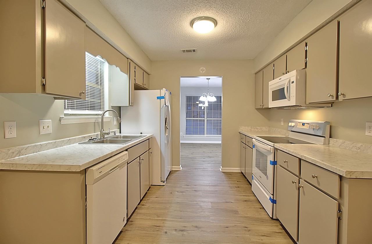 705 Edgewood Court #1 - Photo 7 of 15