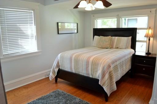 530 E Anderson St - Photo 3 of 9