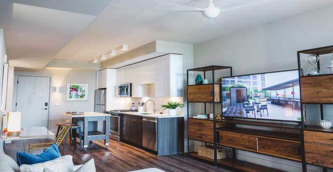 3005 Peachtree Rd Ne - Photo 2 of 5