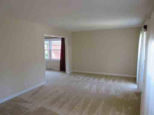 3261 Polo Rd - Photo 3 of 16