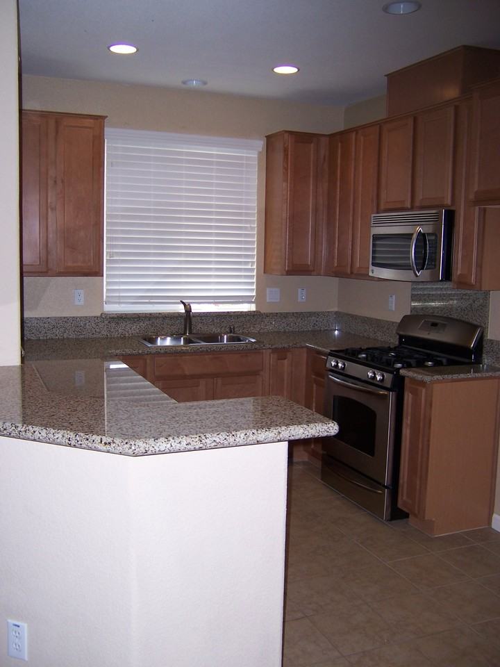 2302 Las Palomas Loop - Photo 3 of 46