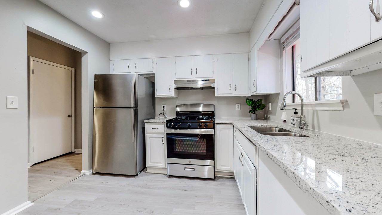 White Tail Ln - Photo 2 of 12