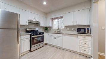 featured image of White Tail Ln