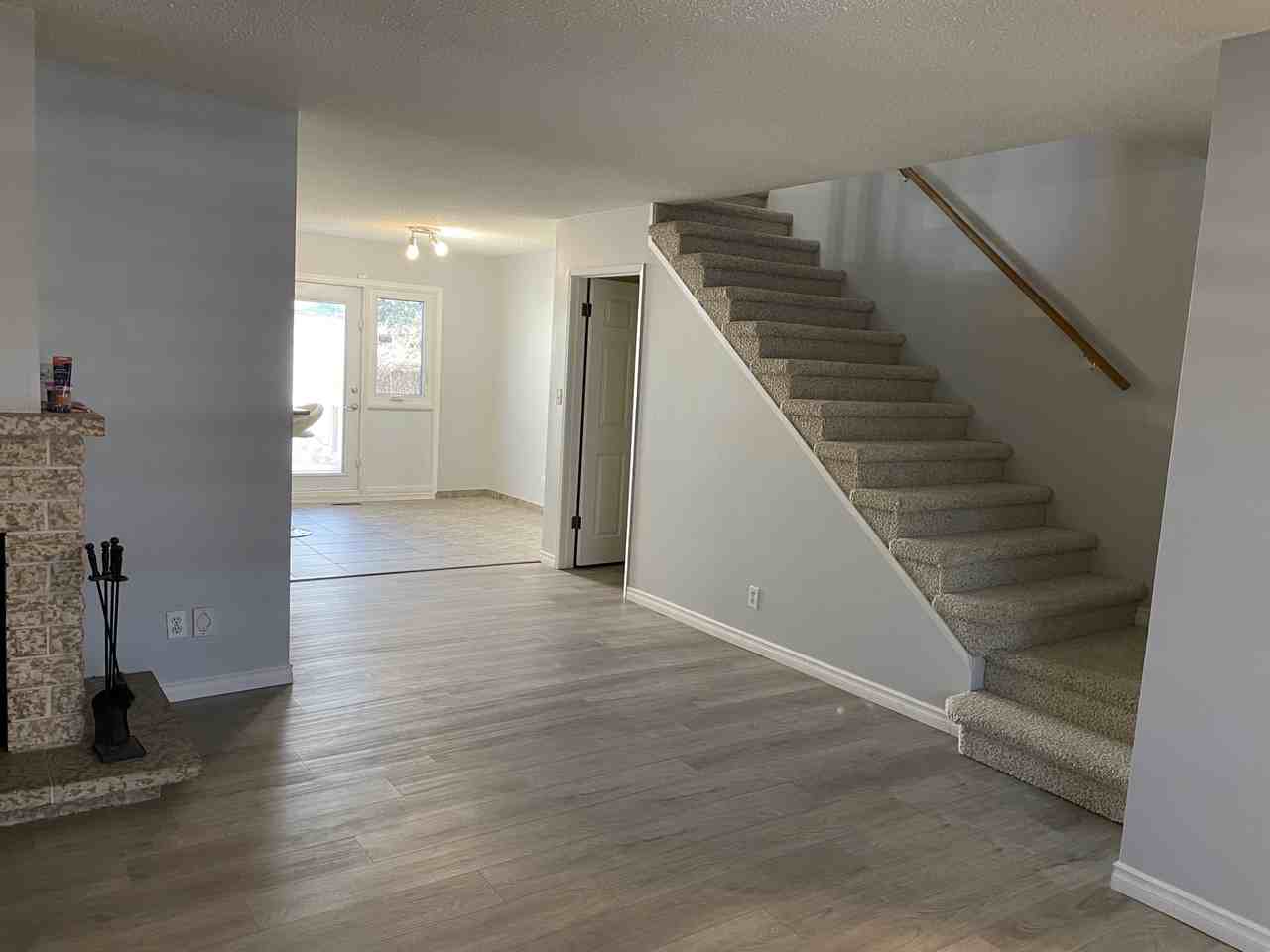 1324 Chancellor Dr Apartments in Waverley Heights, Winnipeg, MB R3T 4J3