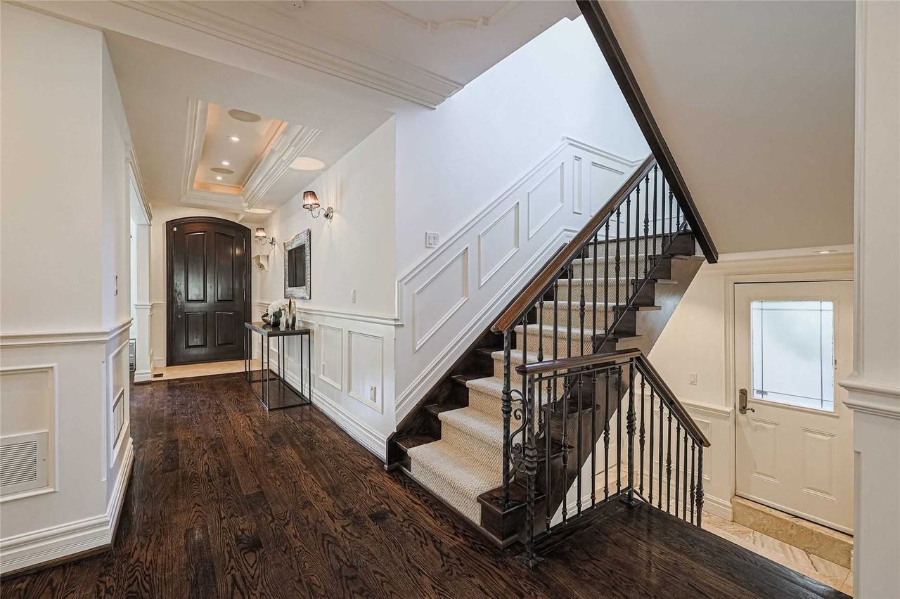 185 Rumsey Road - Photo 2 of 10