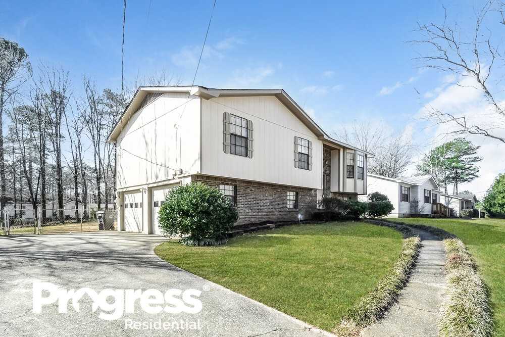 773 15th Ct Nw - Photo 2 of 25