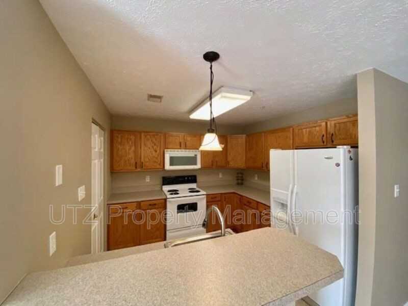 4470 Woodsman Dr #732 - Photo 3 of 15