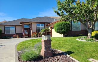 463 Anthony Dr - Photo 1 of 1