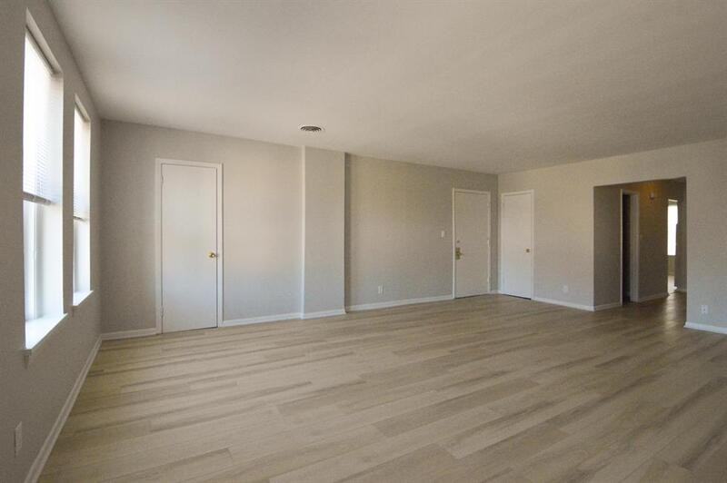 2420 1/2 S 16th St #10 - Photo 2 of 12