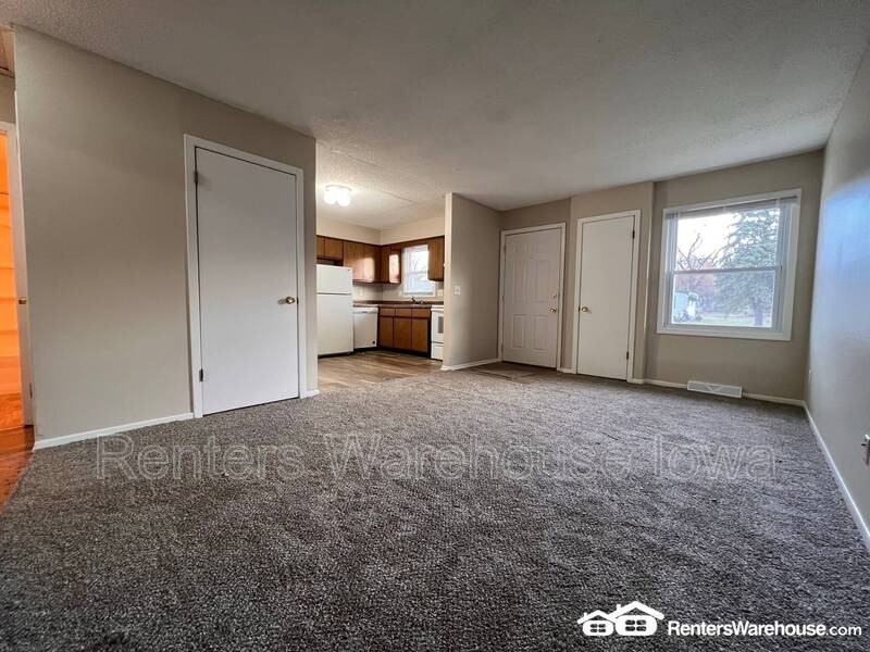 802 Hartford Ave - Photo 2 of 14