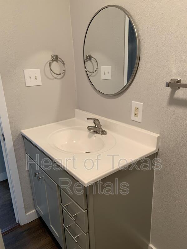 2725 Baylor Ave - Photo 6 of 11