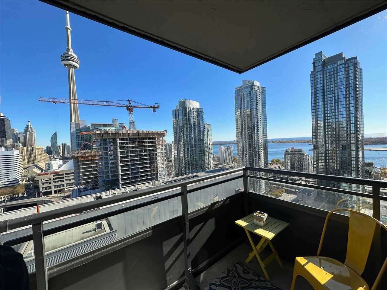 25 Telegram Mews #2905