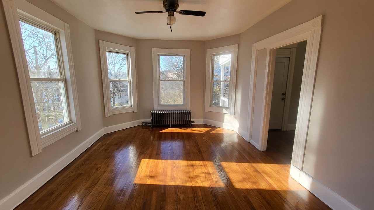 16 Fairview Street #2ndFL - Photo 4 of 9