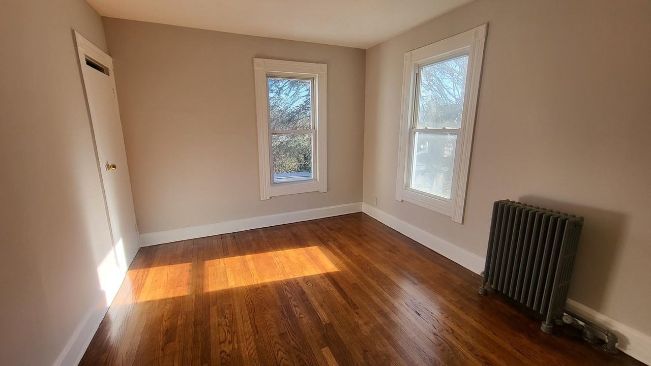 16 Fairview Street #2ndFL - Photo 5 of 9