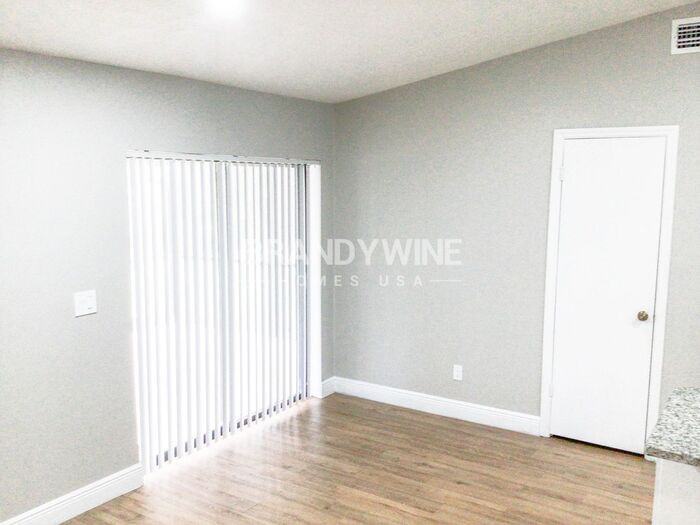 5458 Pentail Cir - Photo 2 of 12