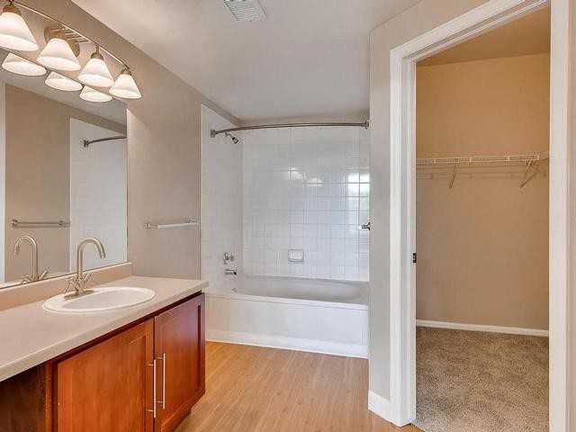 19600 Clubhouse Dr - Photo 4 of 29