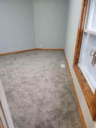 740 Van Buren St - Photo 3 of 8