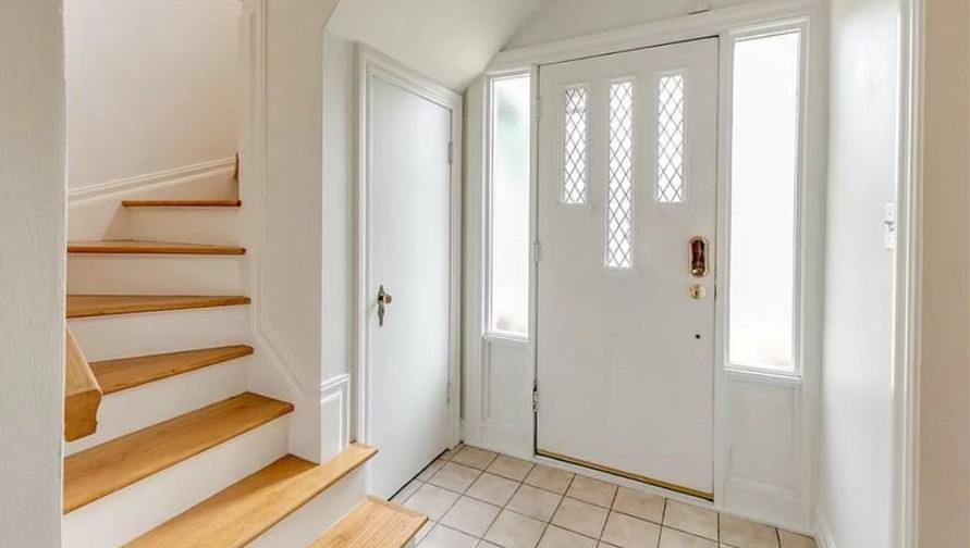 2624 NW 30th St - Photo 3 of 15