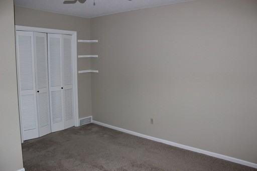 1107 S Clairborne Rd - Photo 3 of 6