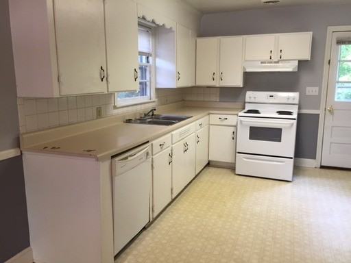 3234 Arlington Dr - Photo 2 of 7