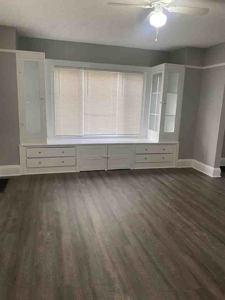 18710 Neff Road #1 - Photo 4 of 31