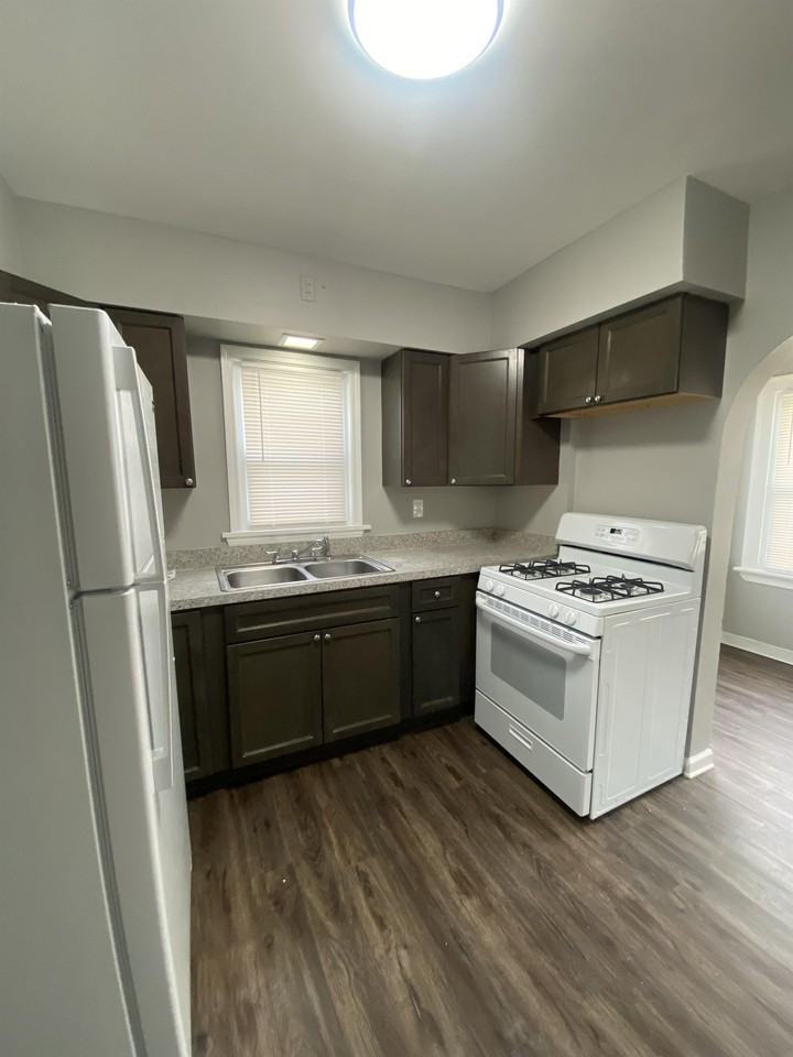 18710 Neff Road #1 - Photo 6 of 31