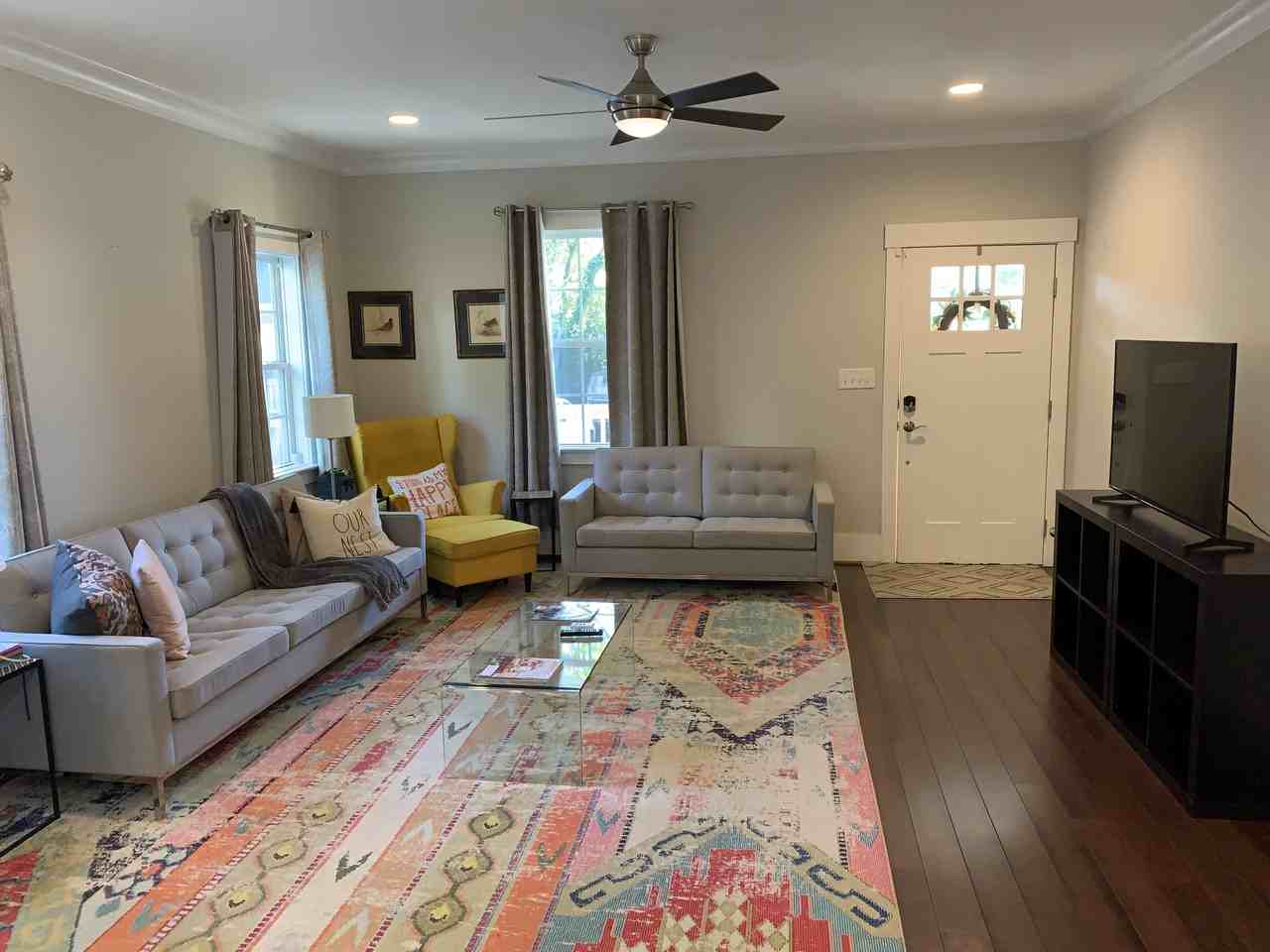 318 Katonah Ave - Photo 2 of 19