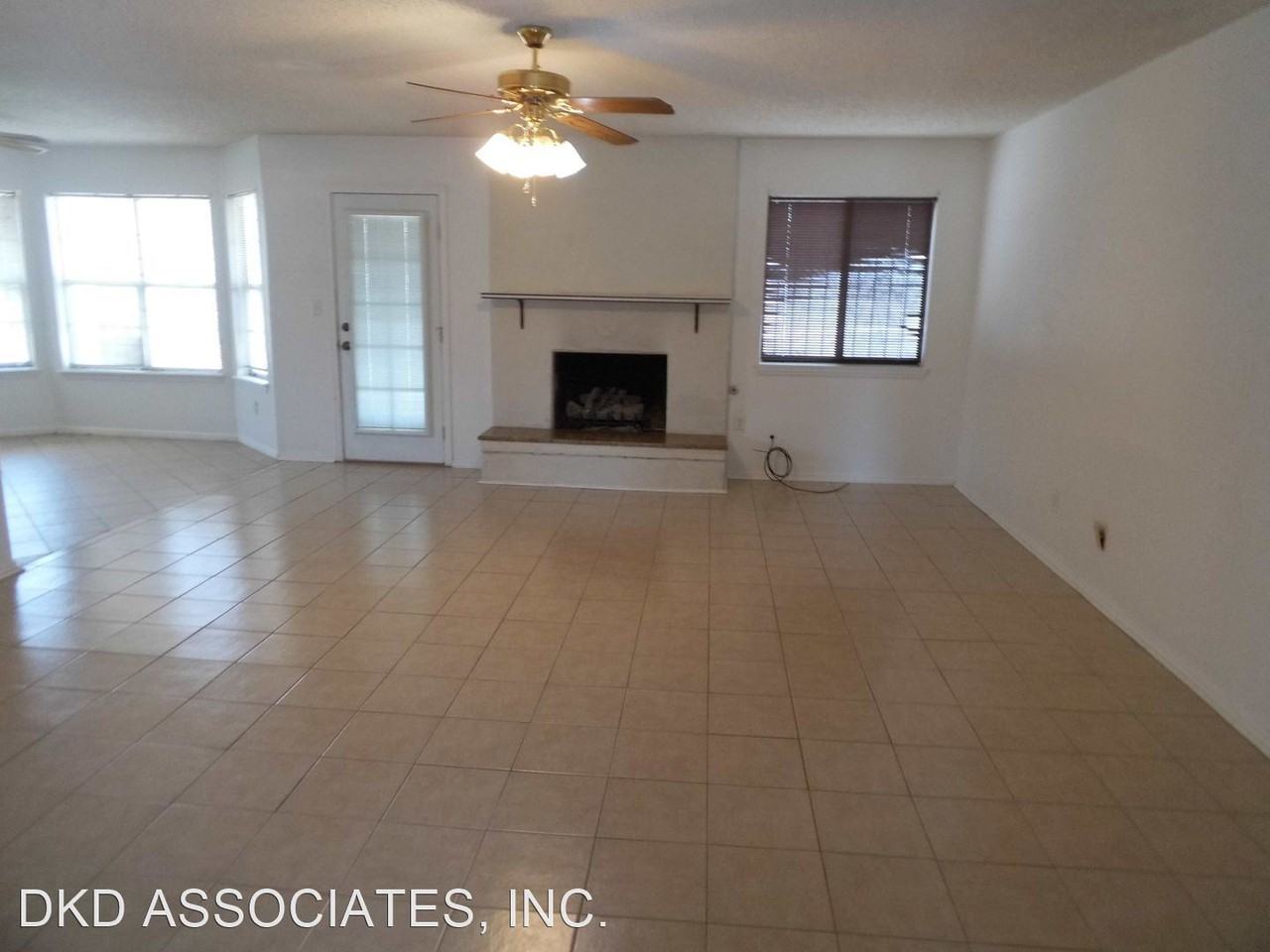 11065 Johnny Miller Dr - Photo 2 of 16