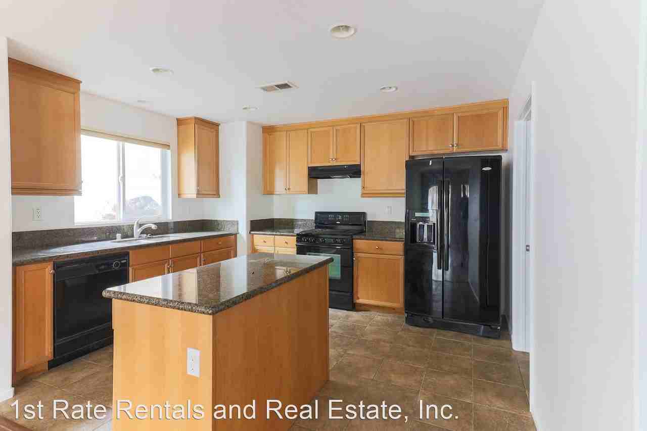 3027 Avishan Dr - Photo 3 of 15