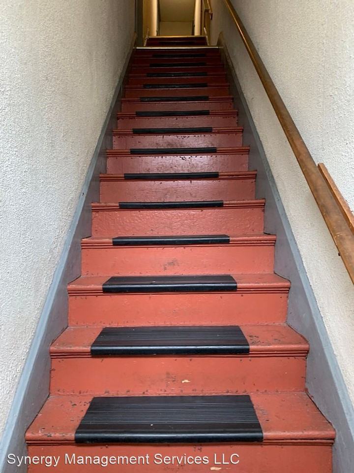 W. Franklin Street - Photo 2 of 16