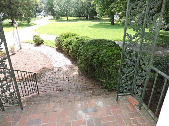 Main Street - Photo 3 of 25