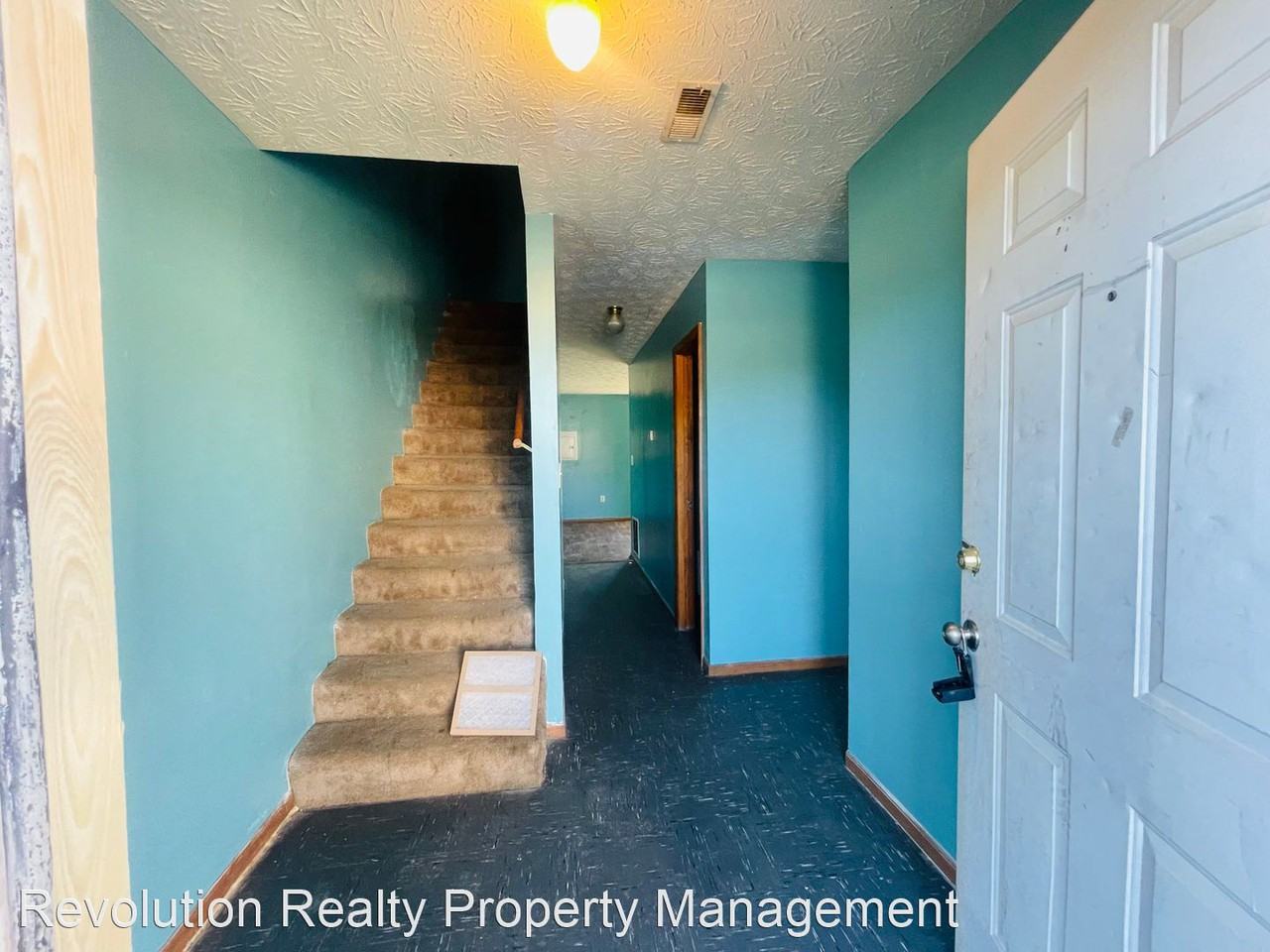 255 Henry Martin Lane - Photo 2 of 9