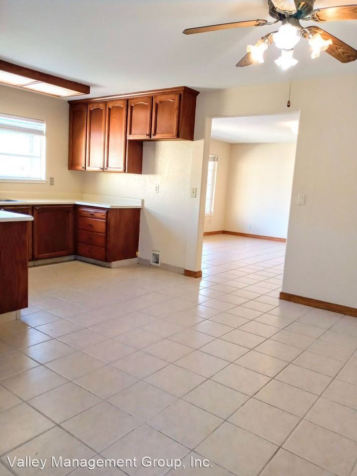 2619 Gumdrop Dr - Photo 3 of 27