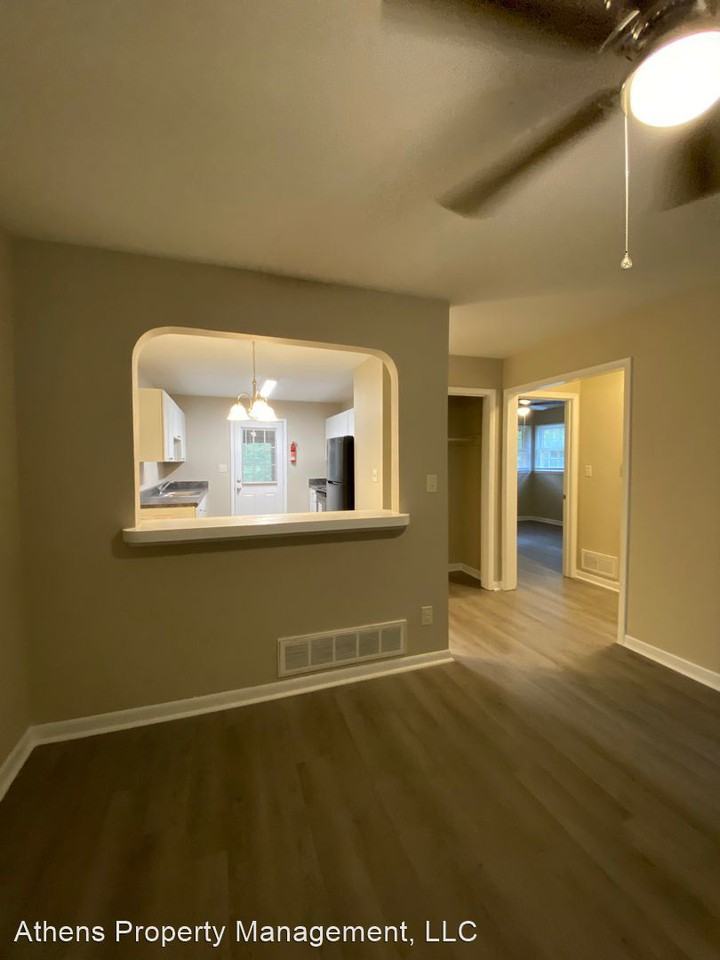 140 Jockey Club Dr - Photo 3 of 10