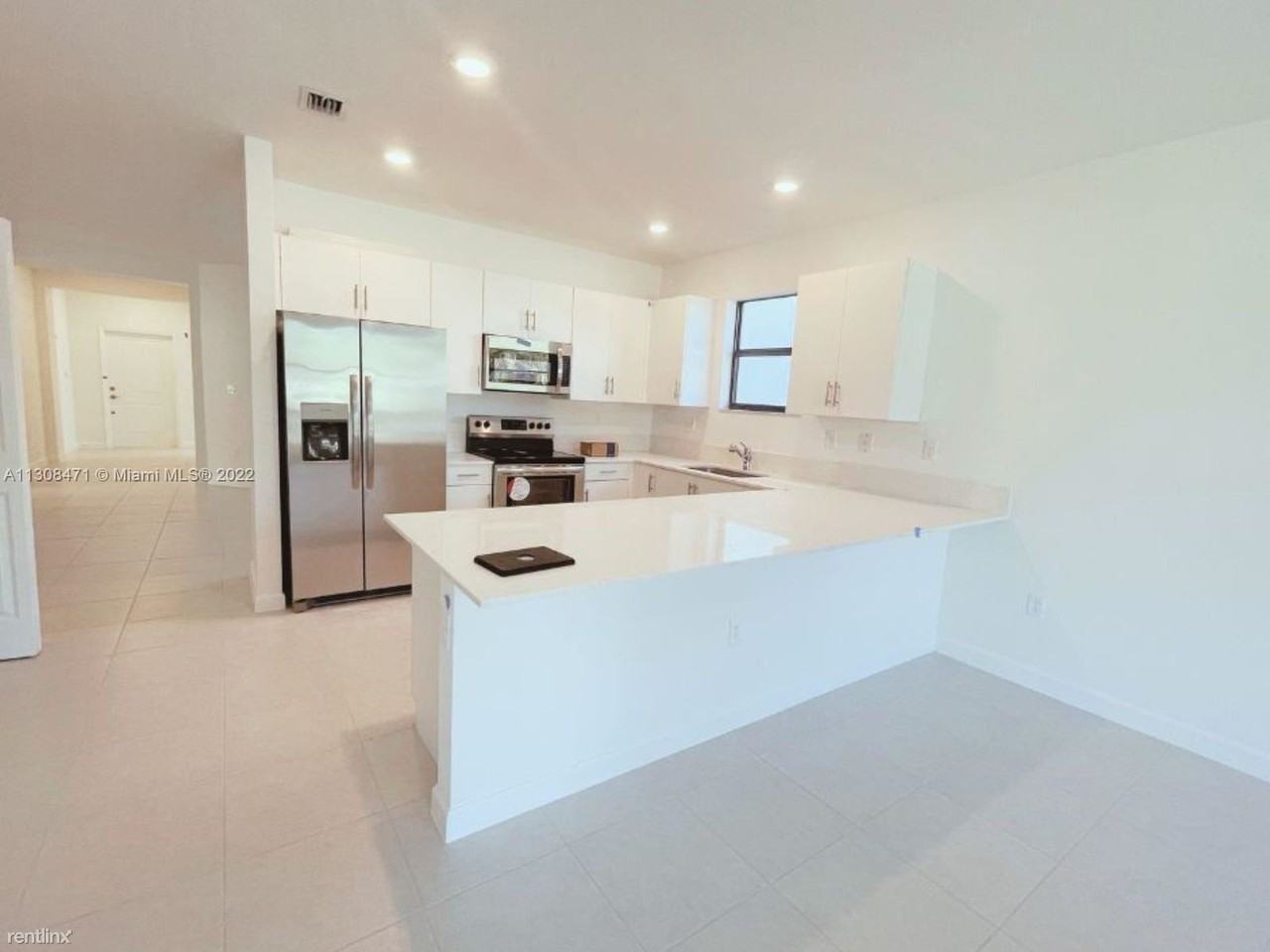 12773 Sw 230th Ter - Photo 2 of 10