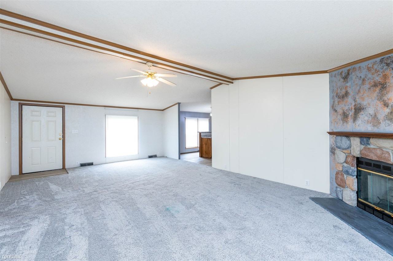 330 Lindseyville Loop - Photo 3 of 16