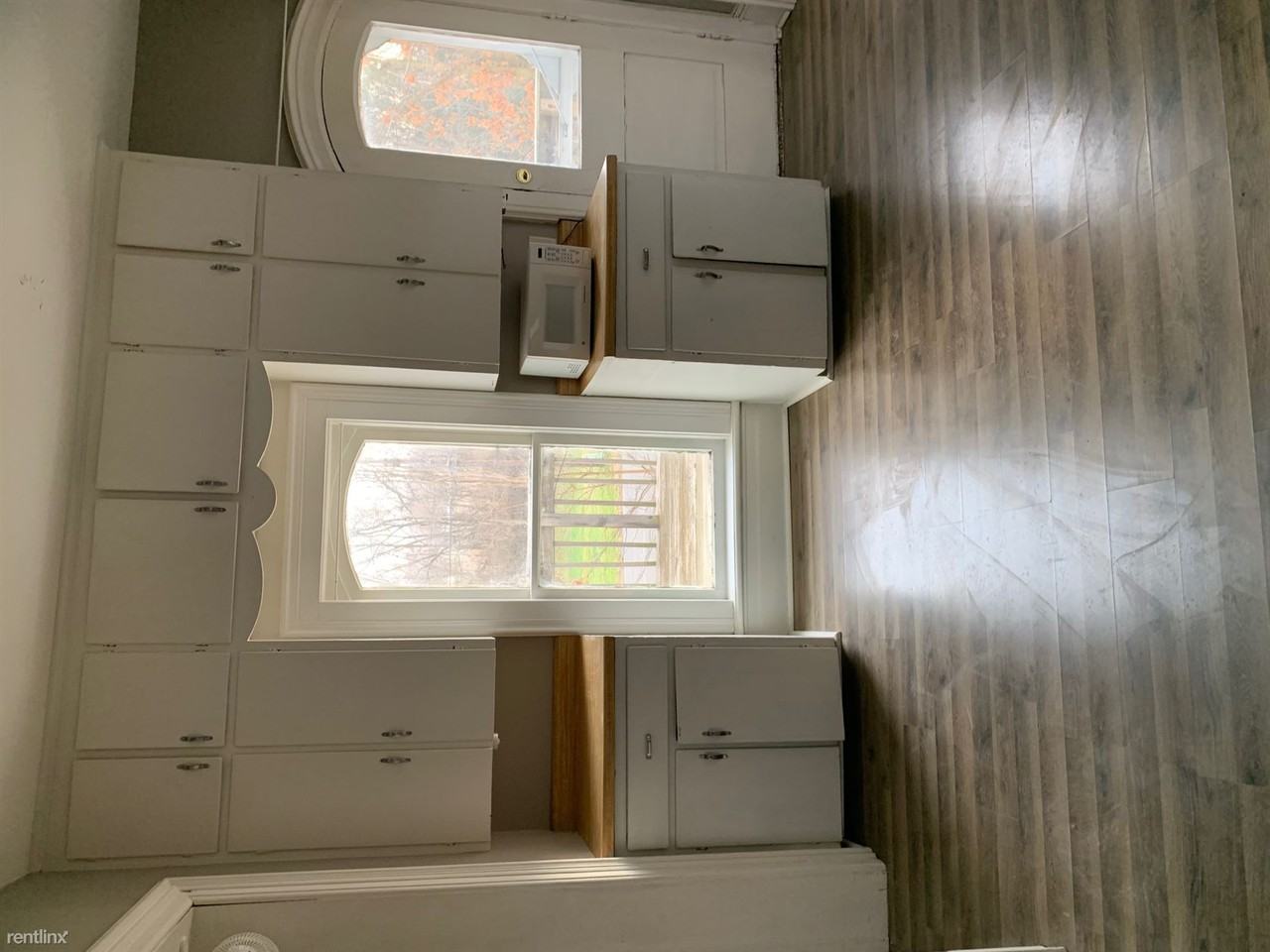 yeomans - Photo 2 of 18