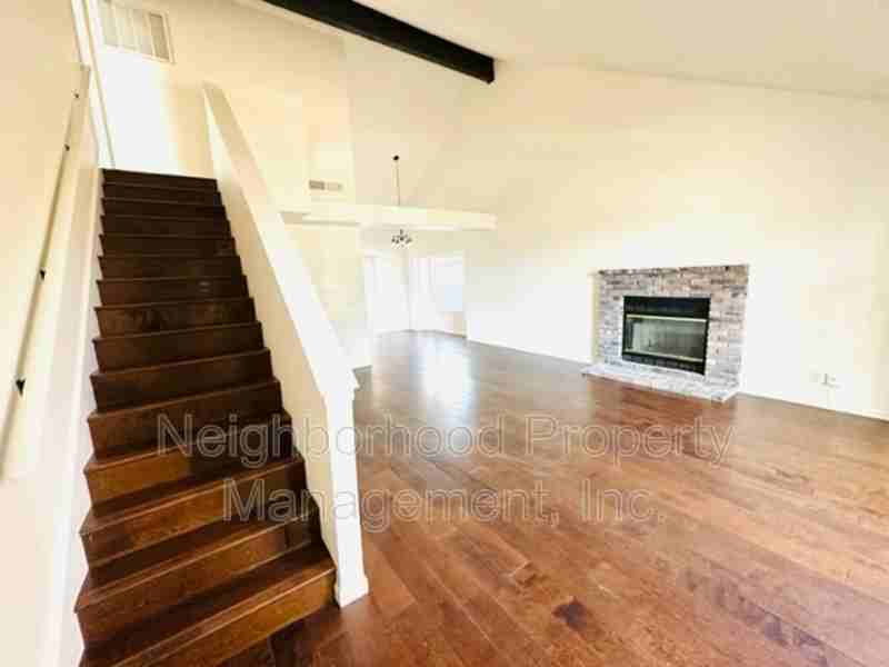 9597 N Boyd Ave - Photo 3 of 8