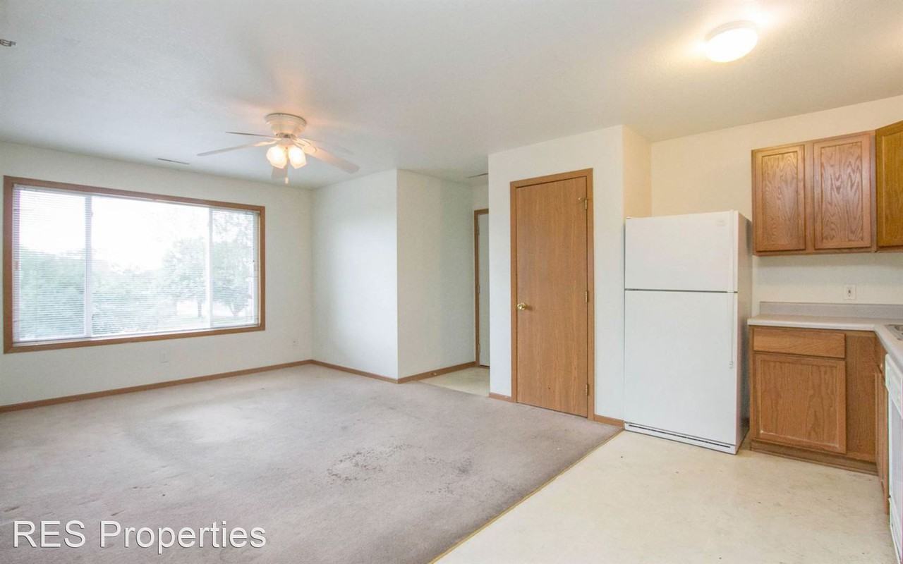 216/224 S. Kellogg 219 S. Sherman - Photo 2 of 21