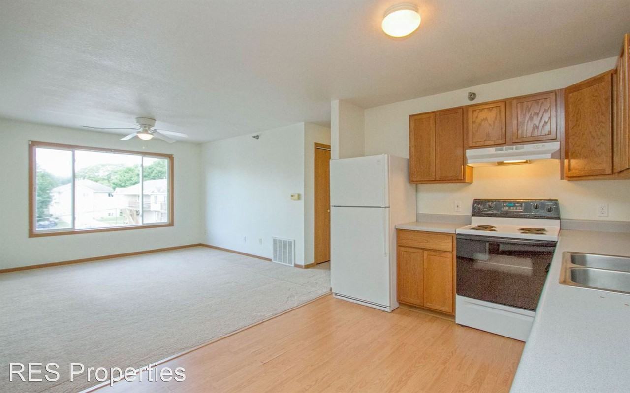 216/224 S. Kellogg 219 S. Sherman - Photo 3 of 21