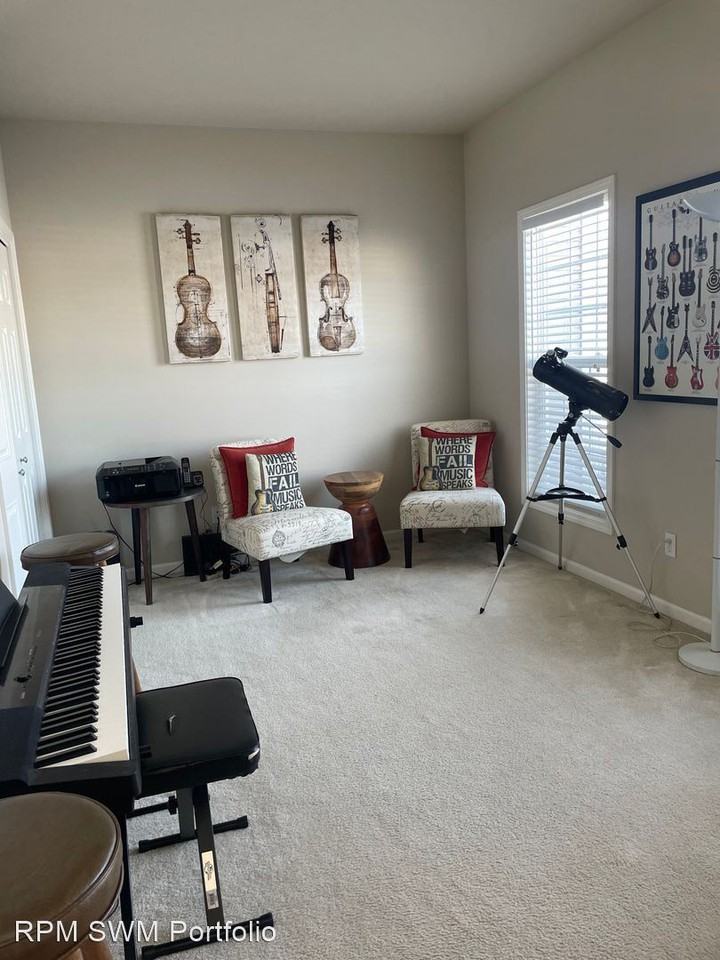 5916 Vrana Dr - Photo 2 of 21