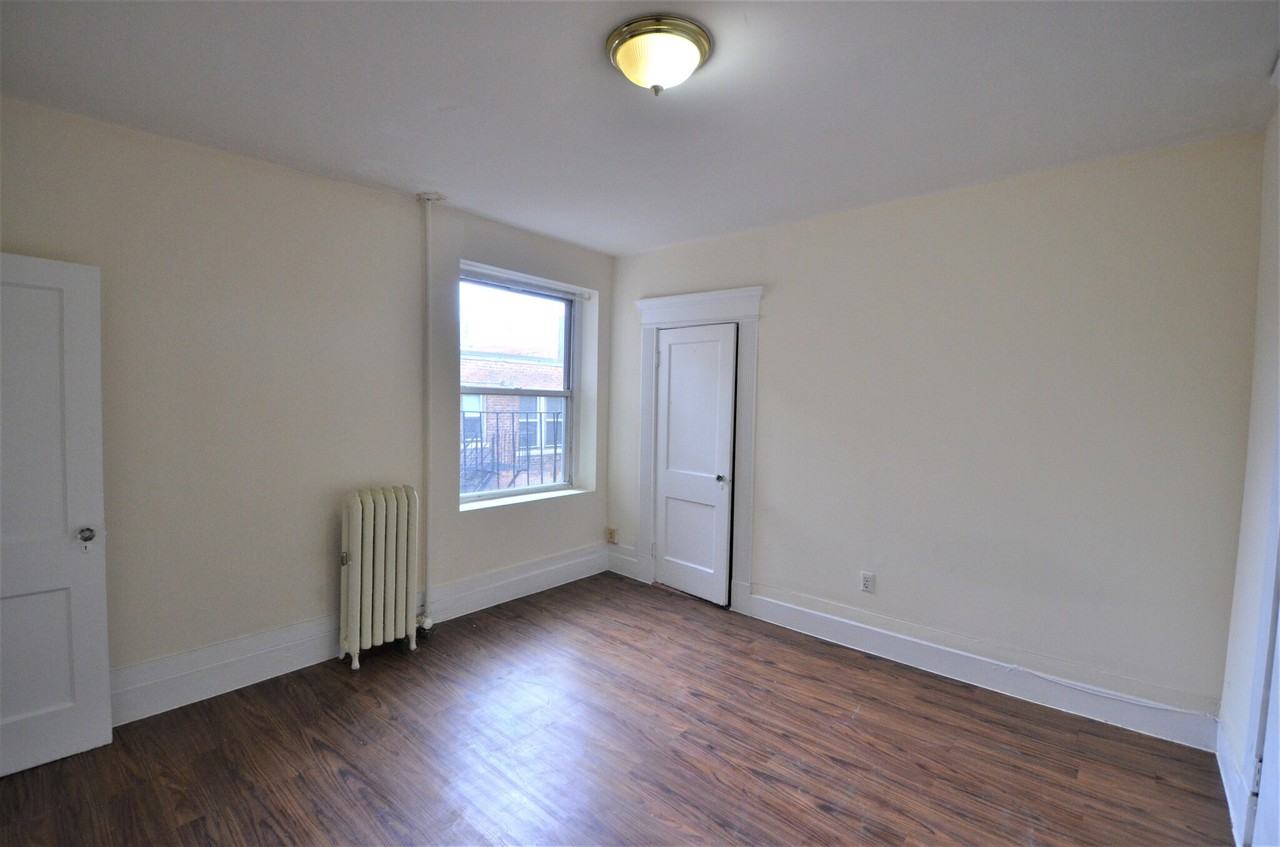 Peterborough St #24 - Photo 5 of 12