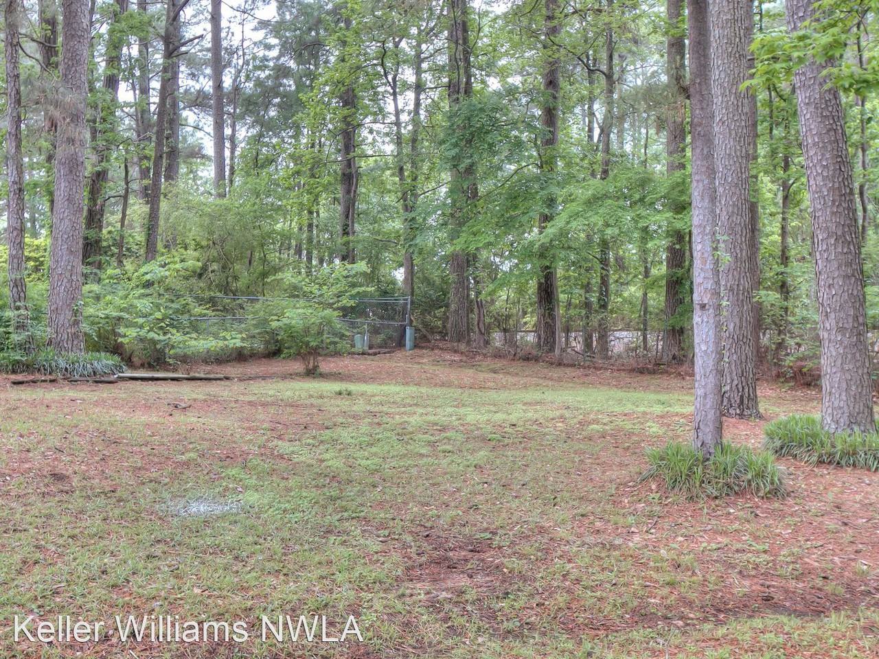 9402 Brookside Cir - Photo 3 of 15